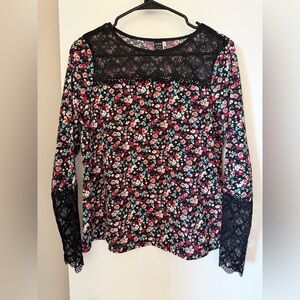 Black Floral Lace Yoke Long Sleeve Top